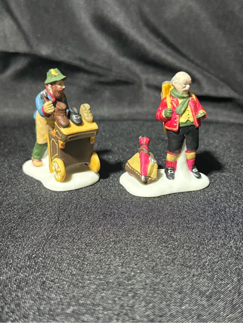 Dept 56 Cobbler and Clock Peddler